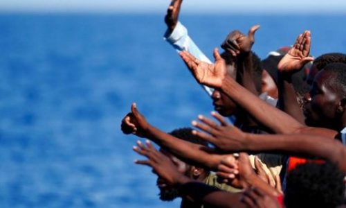 angoscia dell'estraneo nella società
